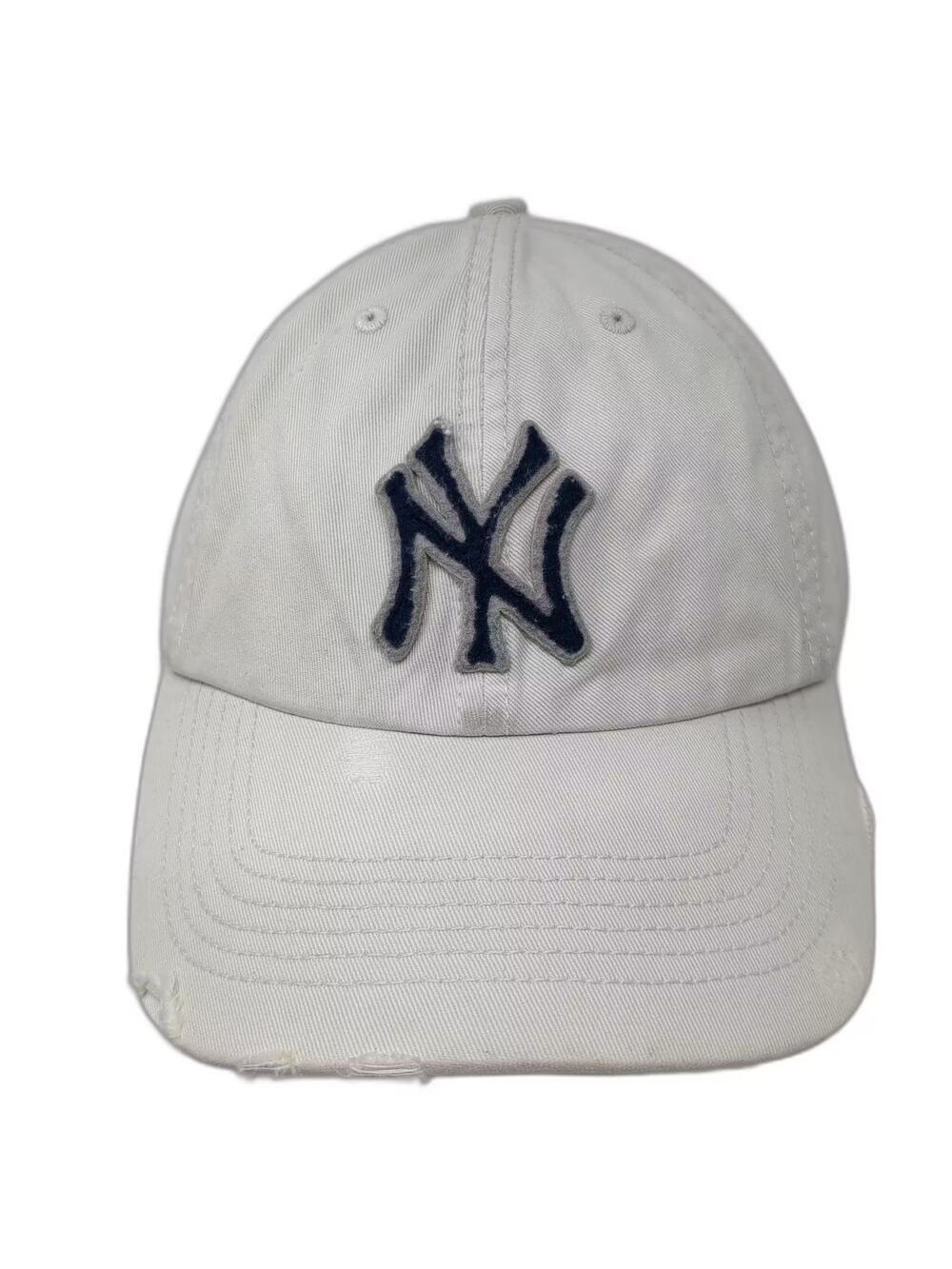 New York Yankees MLB 47 Baseball Cap White Size L Distressed Franchise Hat